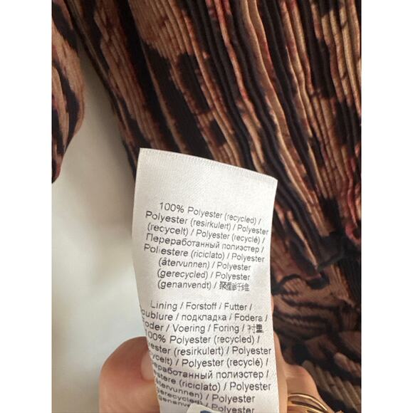 Ganni Pleated Georgette Middi Dress in Tiger's Eye Print Size 36/US 4, NWT - Picture 7 of 9